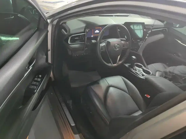 Toyota Camry — Фото автомобиля 15