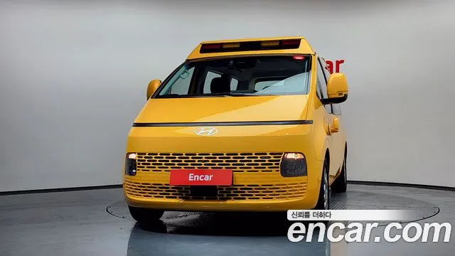 Hyundai Staria — Фото автомобиля 3
