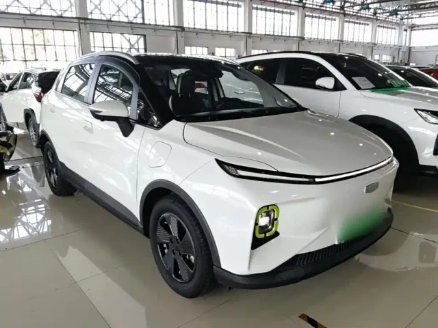 Geely Geometry E Firefly — Фото автомобиля 3