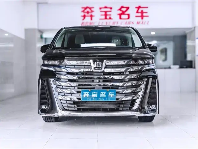 Toyota Vellfire — Фото автомобиля 2