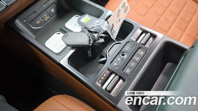 Kia Tasman Tasman 2.5T Бензин 4WD — Фото автомобиля 16