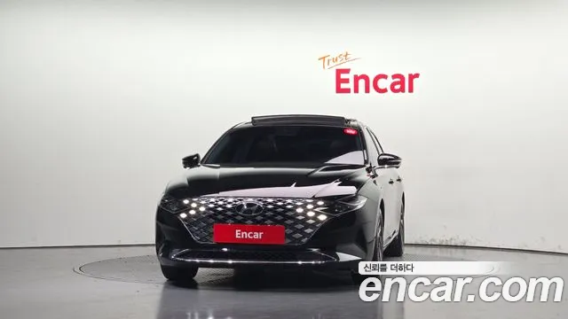 Hyundai Grandeur (New) Hybrid — Фото автомобиля 3