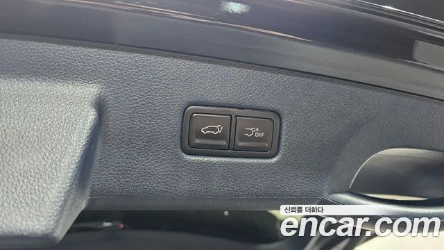 Kia Canival — Фото автомобиля 20