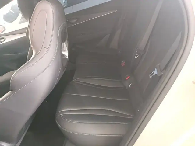BYD Seal 06 — Фото автомобиля 16