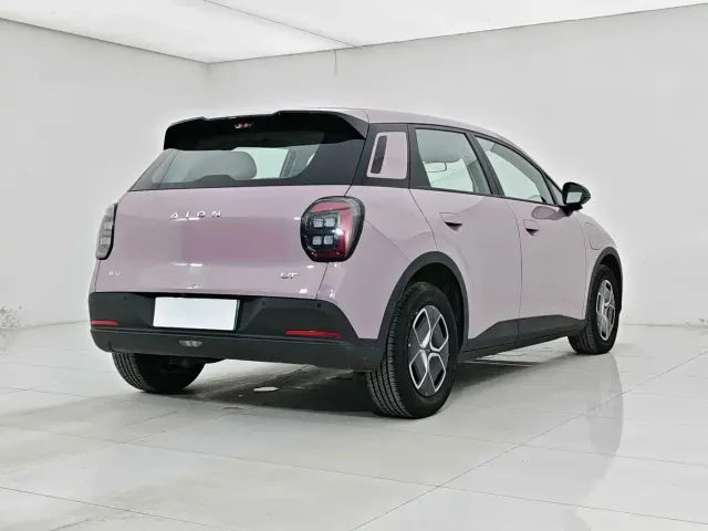 GAC Aion UT — Фото автомобиля 9