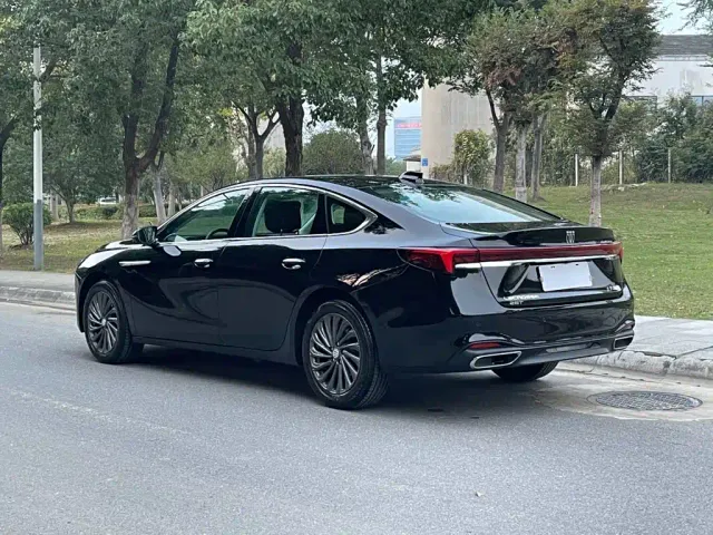 Buick LaCrosse — Фото автомобиля 6