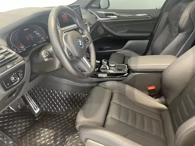 BMW X4 M40i — Фото автомобиля 10
