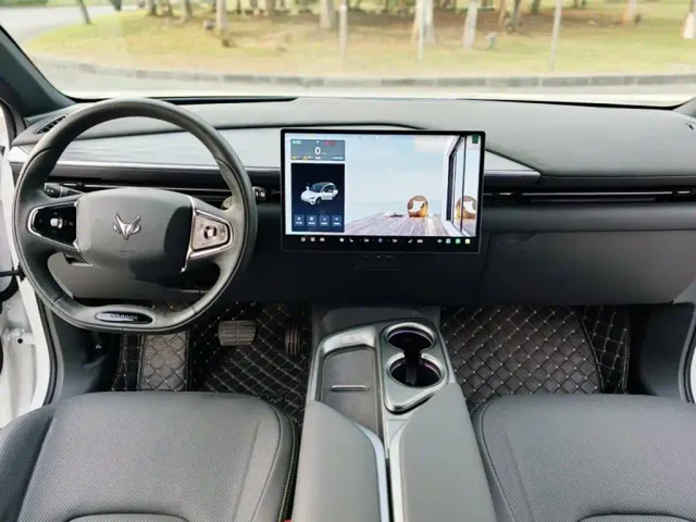 Arcfox Alpha T5 — Фото автомобиля 4
