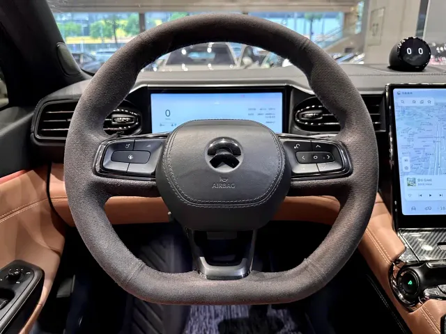 Nio ES6 — Фото автомобиля 18
