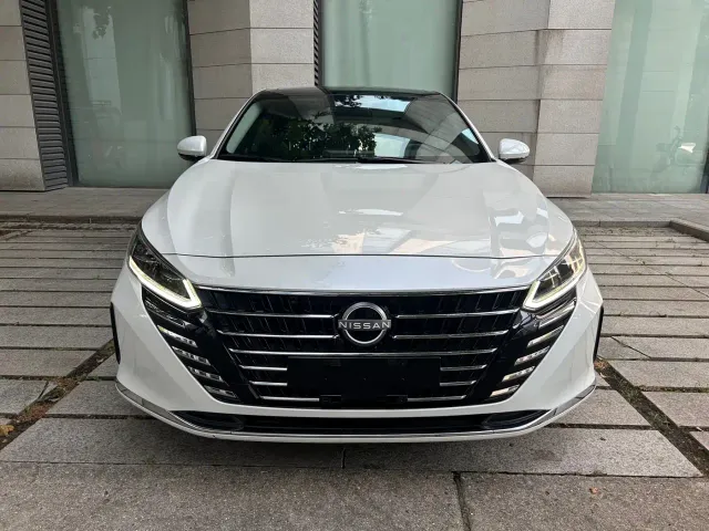 Nissan Teana — Фото автомобиля 2