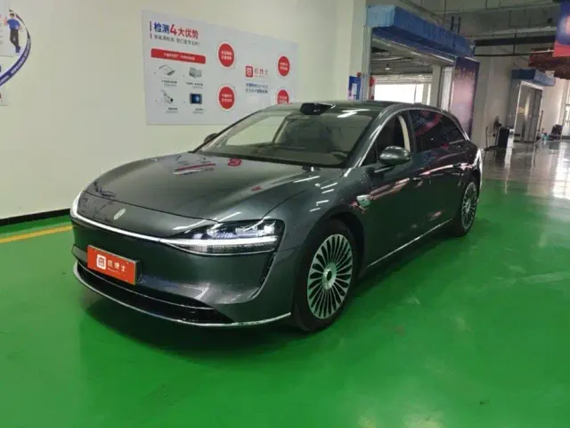 Фотография автомобиля — Stelato S9T