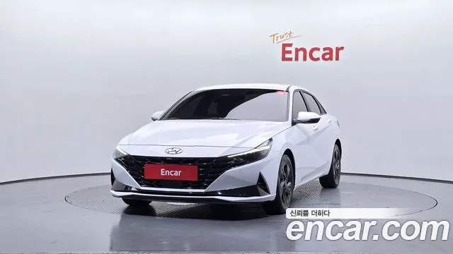 Hyundai Avante CN7 — Фото автомобиля 3