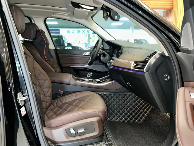 BMW X5 — Фото автомобиля 8