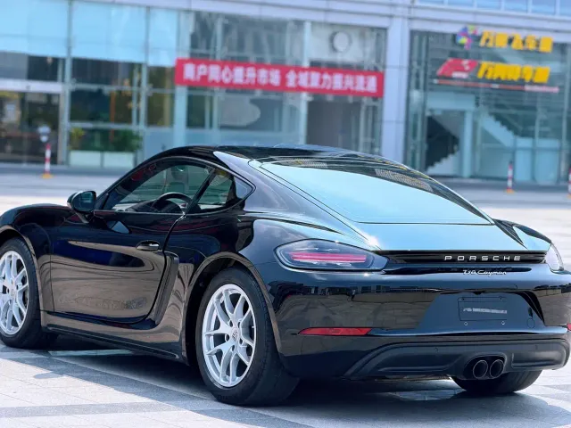 Porsche 718 — Фото автомобиля 17
