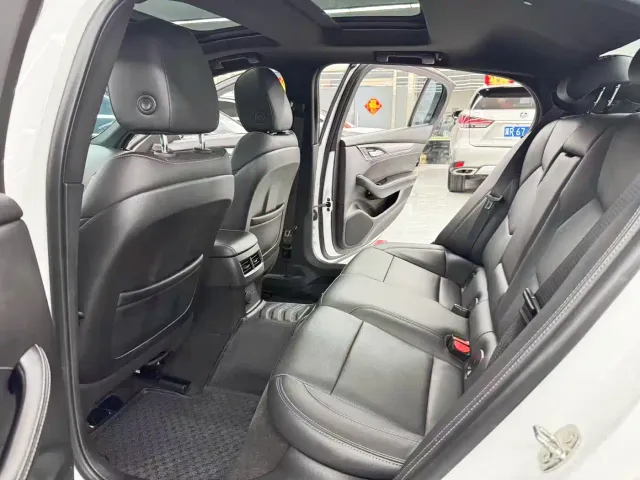 Cadillac CT5 — Фото автомобиля 8