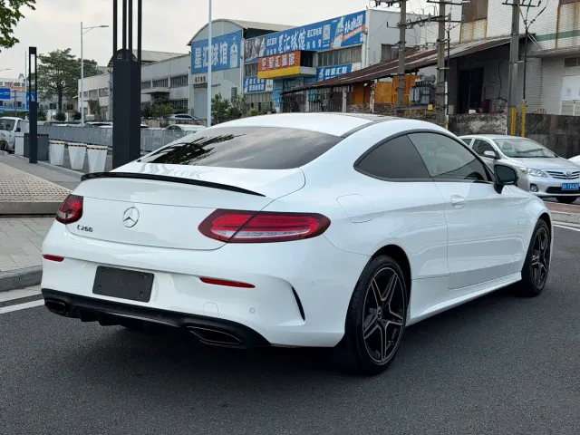 Mercedes-Benz C-Class — Фото автомобиля 10