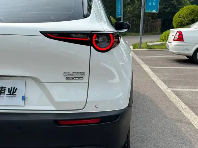 Mazda CX-30 — Фото автомобиля 14
