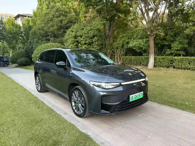 Leapmotor C10 — Фото автомобиля 8