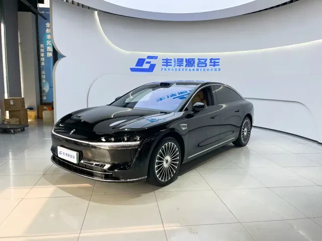 Фотография автомобиля — Stelato S9