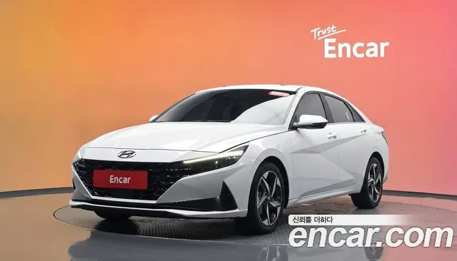 Фотография автомобиля — Hyundai Avante CN7