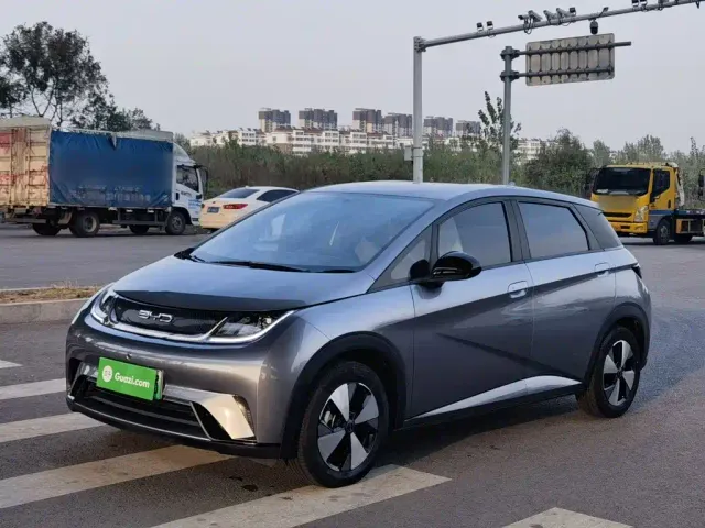 Фотография автомобиля — BYD Dolphin