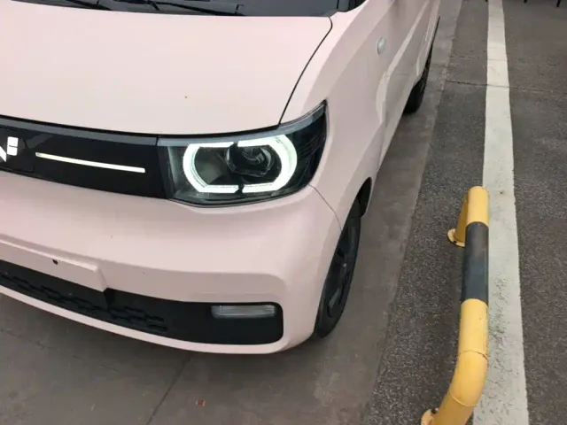 Wuling Hongguang Mini EV — Фото автомобиля 23