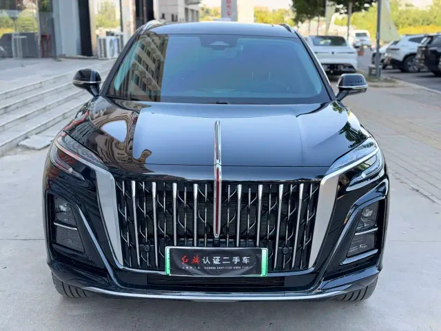 Hongqi HS3 PHEV — Фото автомобиля 4
