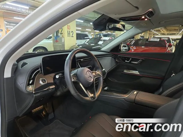 Mercedes-Benz E-Class — Фото автомобиля 9