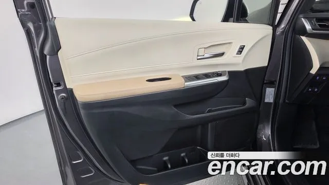 Toyota Sienna 4th Gen — Фото автомобиля 14