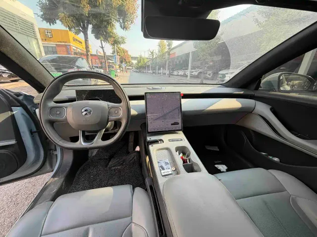 Nio ET5 Touring — Фото автомобиля 6