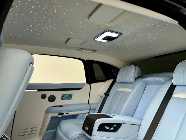 Rolls-Royce Ghost — Фото автомобиля 9
