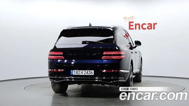Genesis GV80 — Фото автомобиля 3