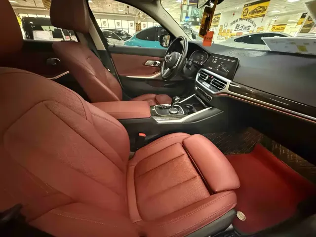 BMW 3 Series — Фото автомобиля 14