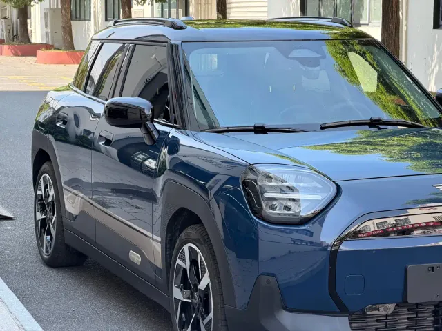 MINI Electric MINI ACEMAN — Фото автомобиля 4
