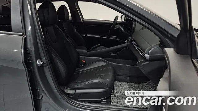 Hyundai Avante CN7 — Фото автомобиля 16