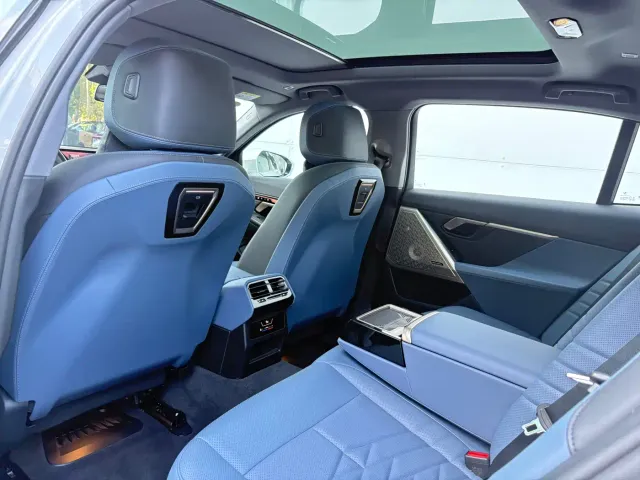 BMW i5 — Фото автомобиля 7