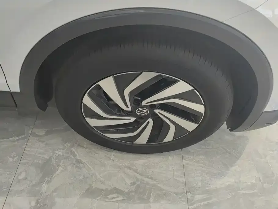 Volkswagen Tiguan L 2023 330TSI Auto 2WD Comfort Edition — Фото автомобиля 6