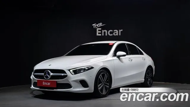 Фотография автомобиля — Mercedes-Benz A-Class