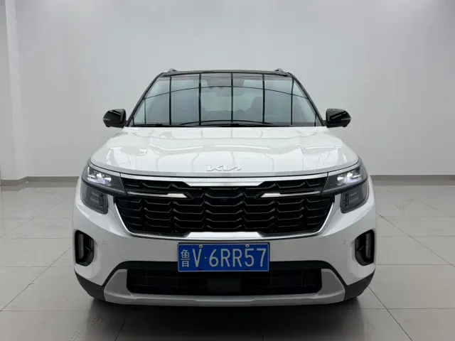 Kia Seltos — Фото автомобиля 3
