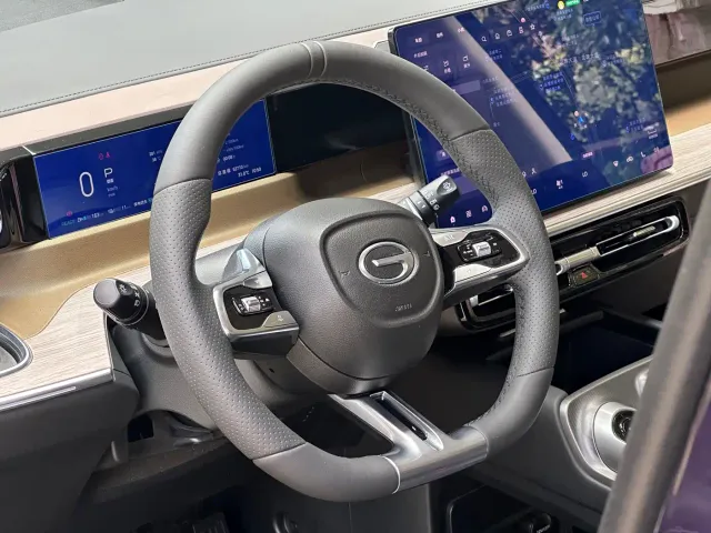 GAC Trumpchi E8 — Фото автомобиля 4