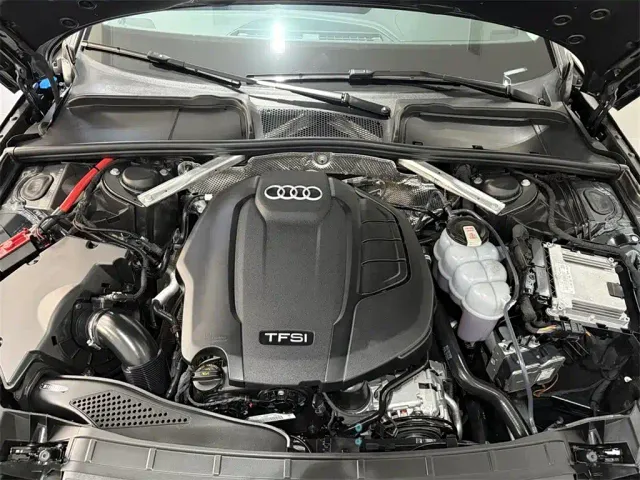 Audi A4L — Фото автомобиля 8