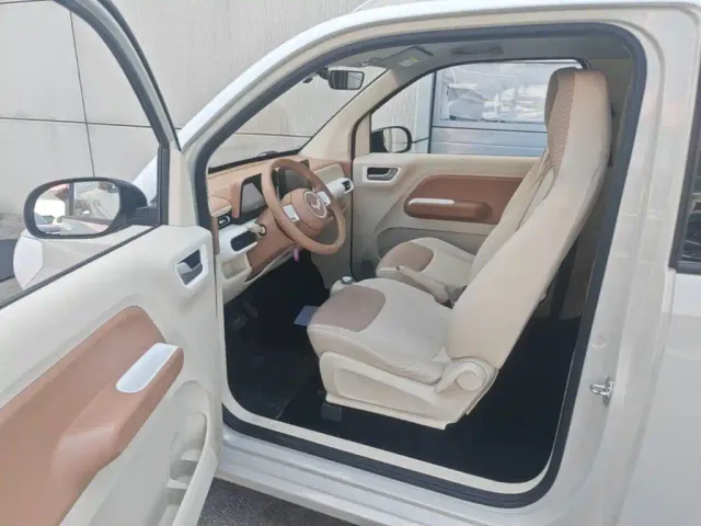 Wuling Hongguang Mini EV — Фото автомобиля 15