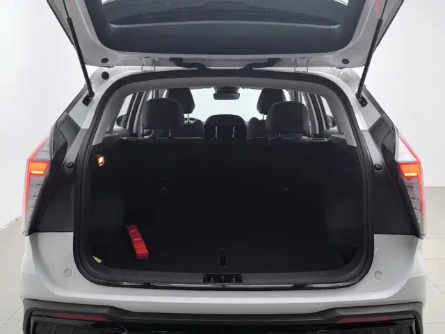 Geely Boyue L — Фото автомобиля 16