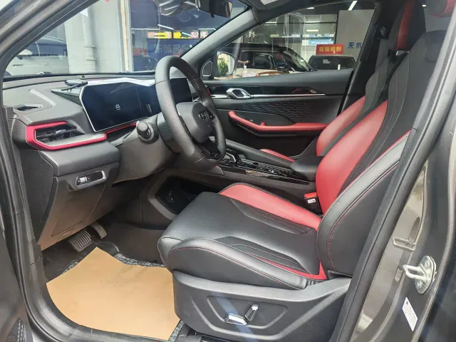 Geely Binyue — Фото автомобиля 4