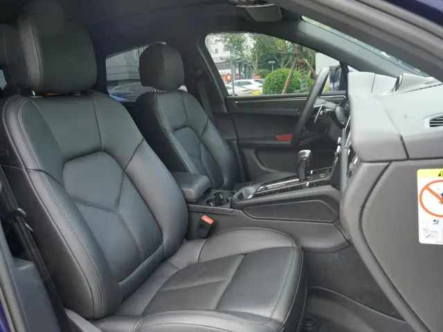 Porsche Macan — Фото автомобиля 4