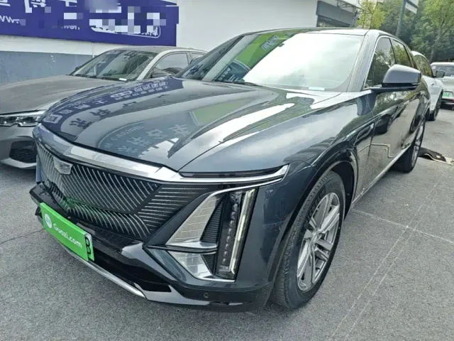 Фотография автомобиля — Cadillac Lyriq