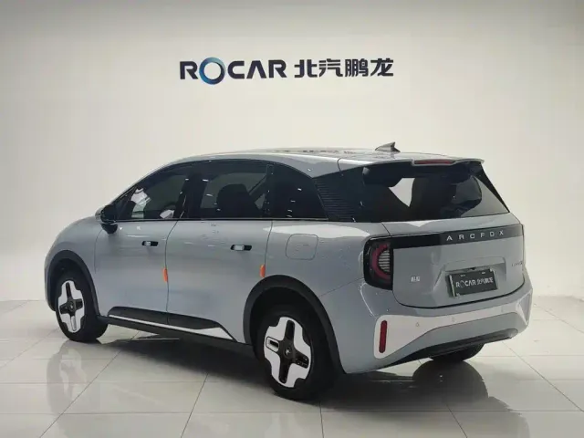 Arcfox Kaola S — Фото автомобиля 4