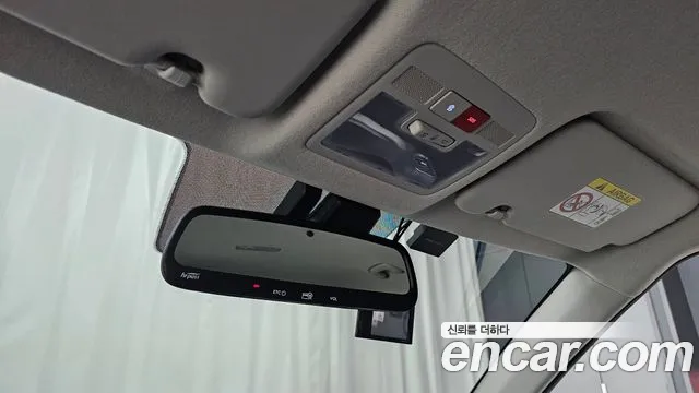 Hyundai Venue — Фото автомобиля 23