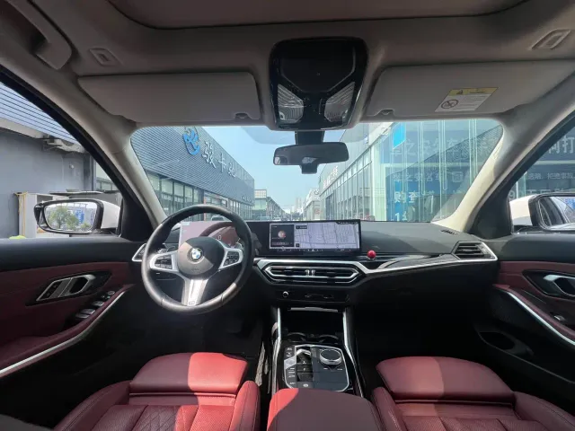 BMW 3 Series — Фото автомобиля 11
