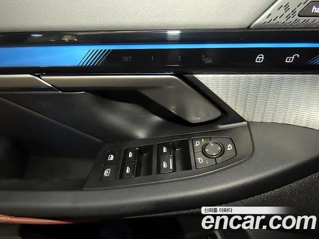 BMW 5 Series G60 — Фото автомобиля 11
